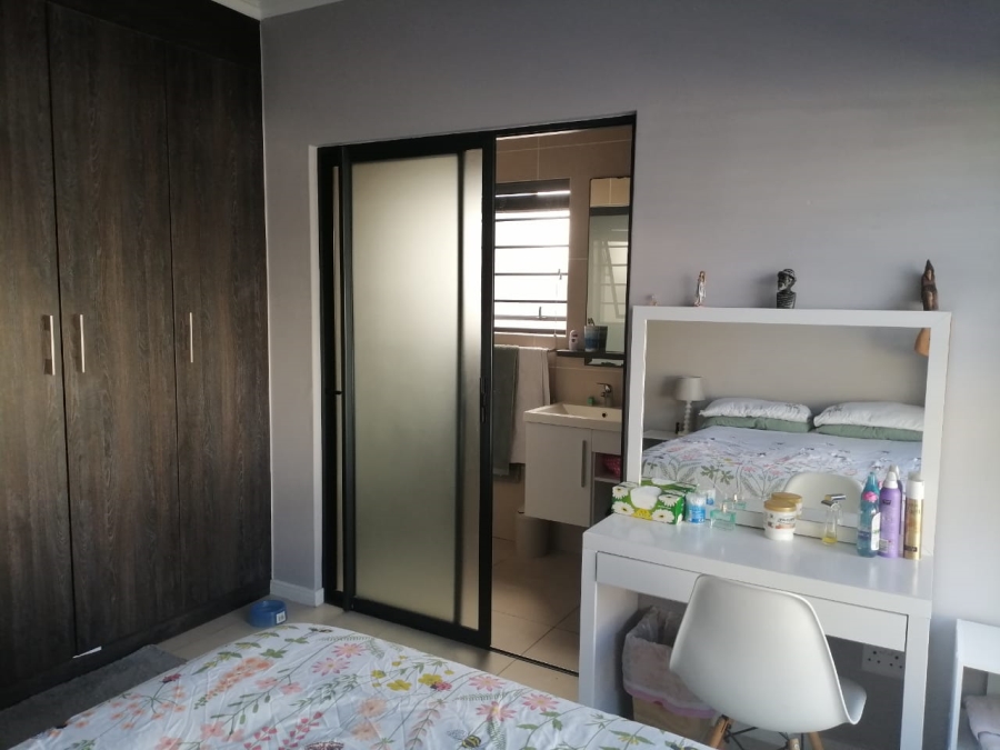 To Let 3 Bedroom Property for Rent in De Velde Western Cape